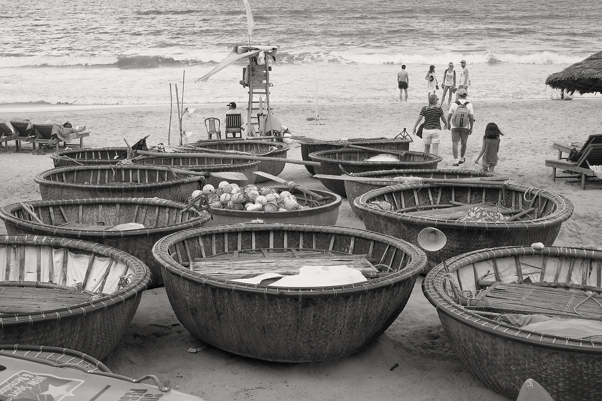 Christoph Radke, Vietnam, An Bang, Rundboote am Strand, 2017